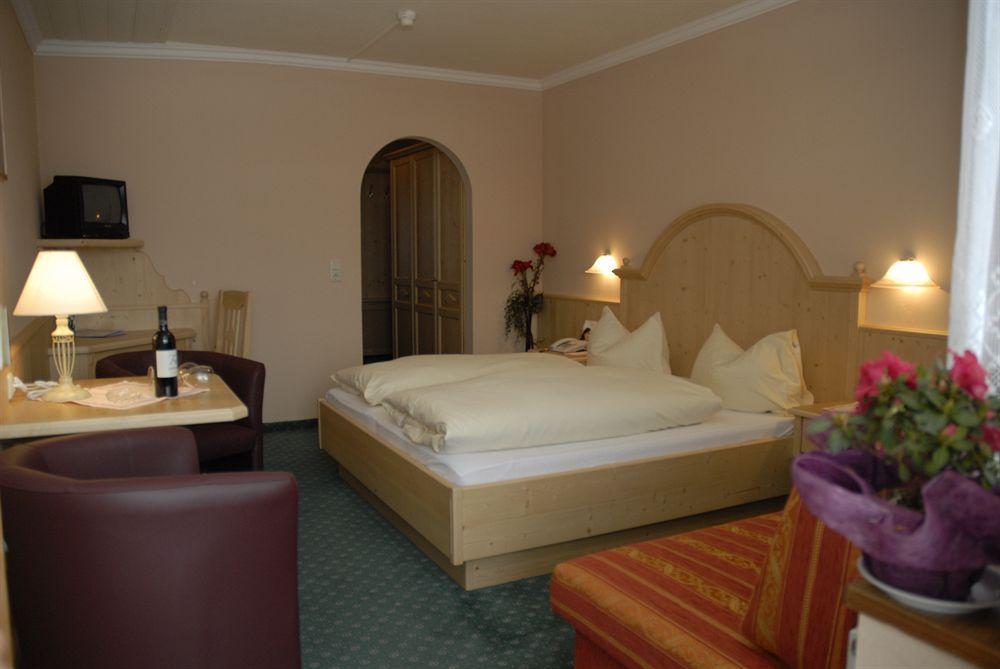 Sport Und Familienhotel Klausen Kirchberg in Tirol Habitación foto