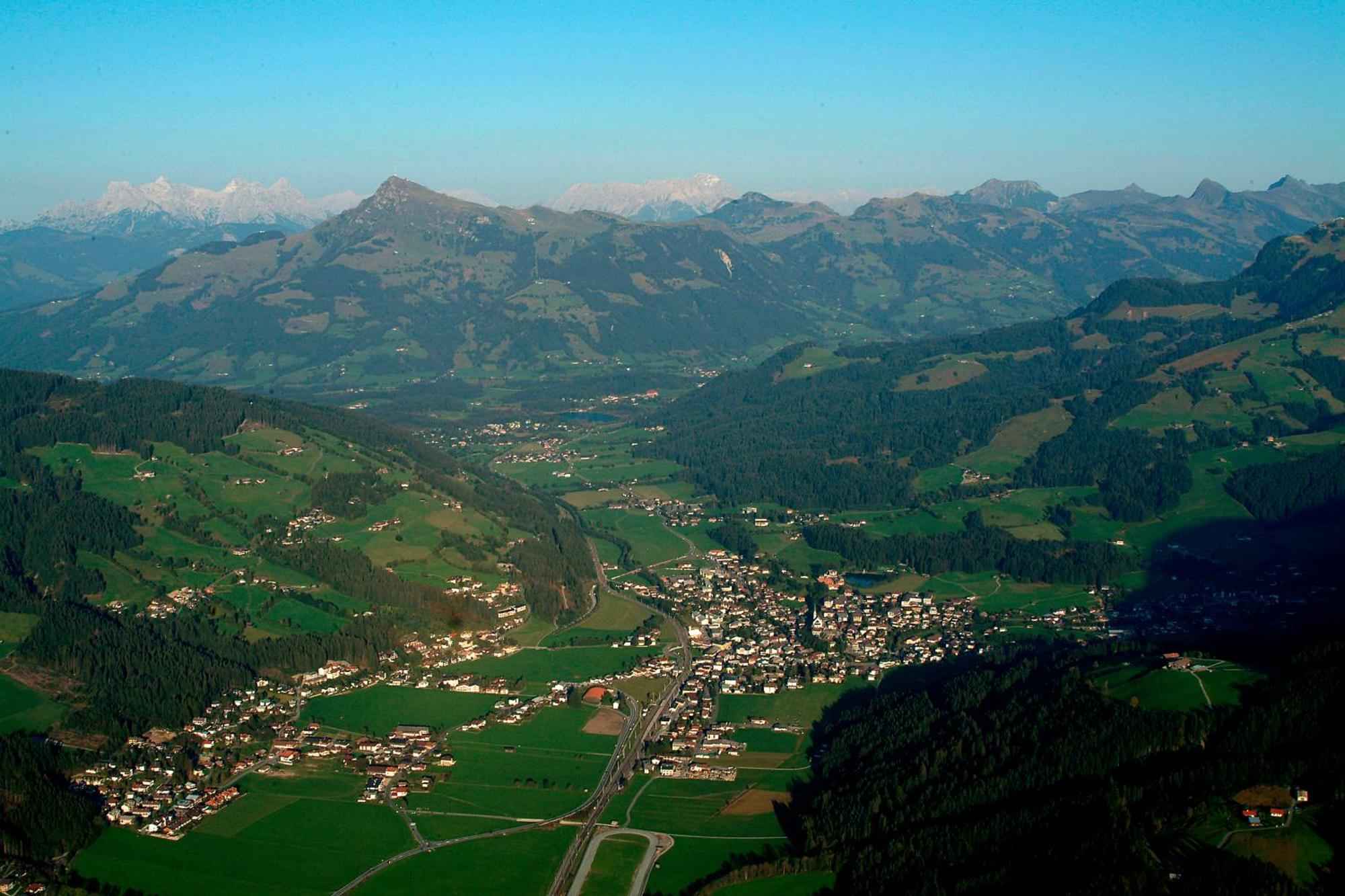 Sport Und Familienhotel Klausen Kirchberg in Tirol Exterior foto