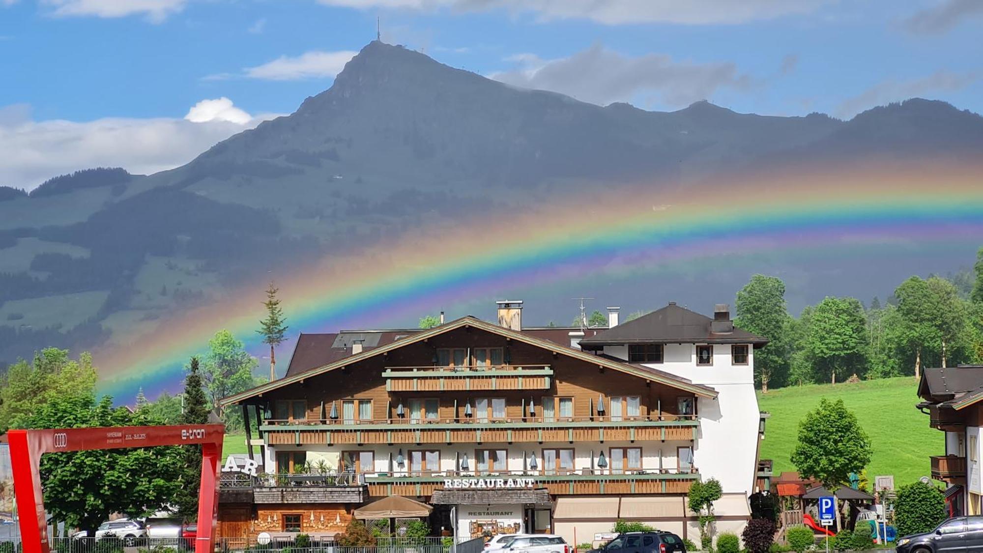 Sport Und Familienhotel Klausen Kirchberg in Tirol Exterior foto